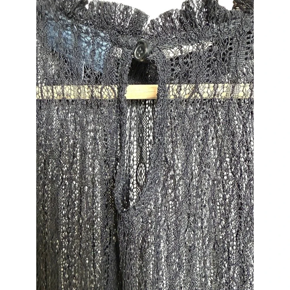ModCloth Black Lace Blouse Sheer Lace Neck 3/4 Sleeve Women's Size1X - Picture 4 of 6